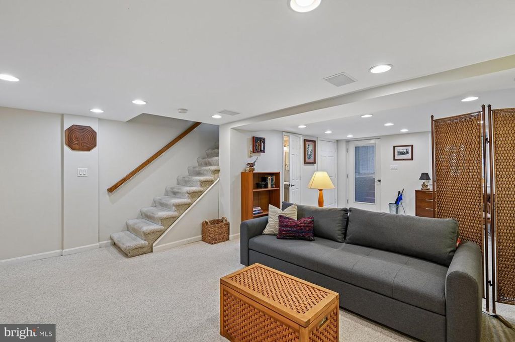 Image 25 of property listing at 1002 DREAMS LANDING WAY, Annapolis, MD 21401