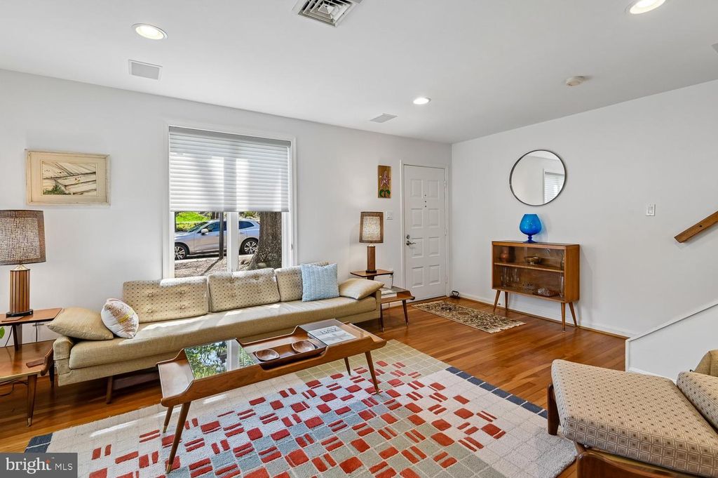 Image 3 of property listing at 1002 DREAMS LANDING WAY, Annapolis, MD 21401