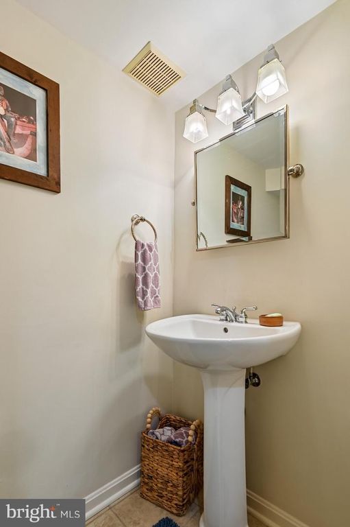 Image 30 of property listing at 1002 DREAMS LANDING WAY, Annapolis, MD 21401