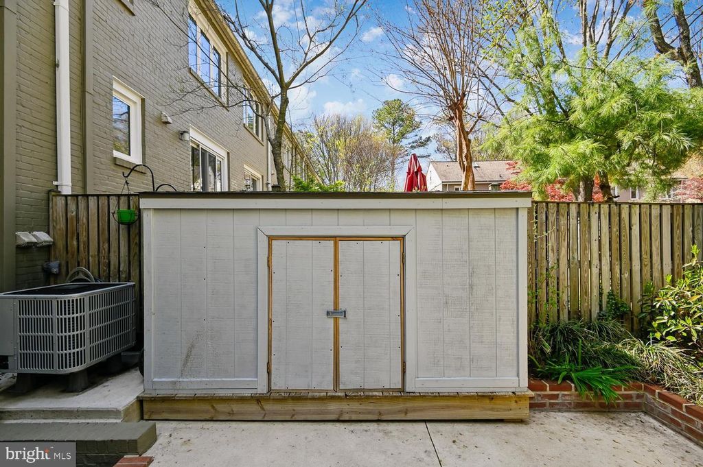 Image 34 of property listing at 1002 DREAMS LANDING WAY, Annapolis, MD 21401