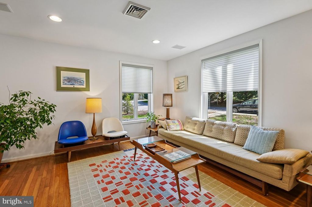 Image 4 of property listing at 1002 DREAMS LANDING WAY, Annapolis, MD 21401