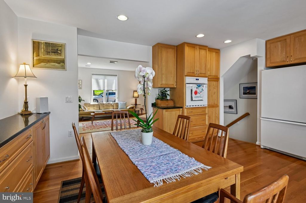 Image 7 of property listing at 1002 DREAMS LANDING WAY, Annapolis, MD 21401