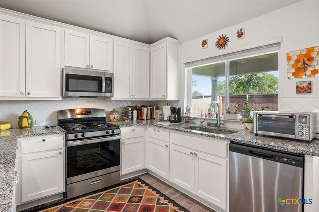 128 Riverhill Drive, Georgetown, TX 78628