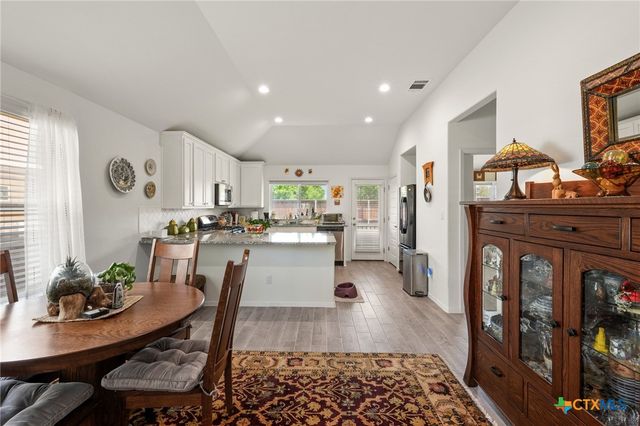 128 Riverhill Drive, Georgetown, TX 78628