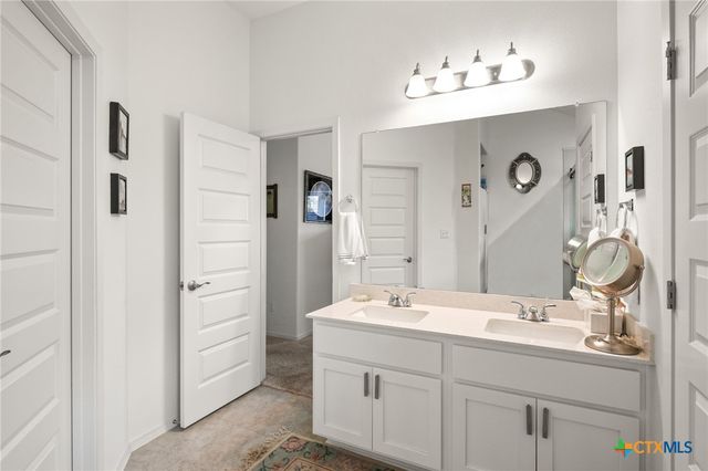 128 Riverhill Drive, Georgetown, TX 78628