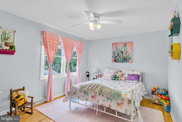 932 SHIREMONT DR, Mechanicsburg, PA 17050
