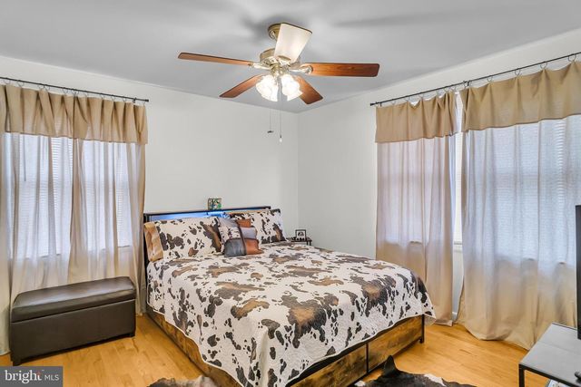 932 SHIREMONT DR, Mechanicsburg, PA 17050