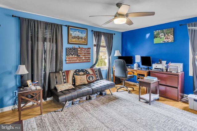 932 SHIREMONT DR, Mechanicsburg, PA 17050