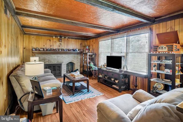 932 SHIREMONT DR, Mechanicsburg, PA 17050
