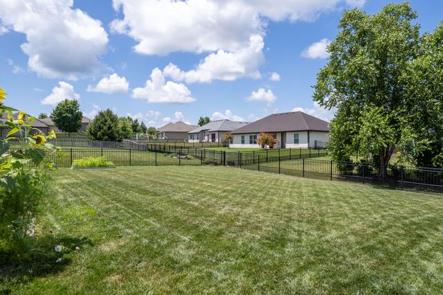 4013 ABBINGTON TERRACE TERR, Columbia, MO 65203