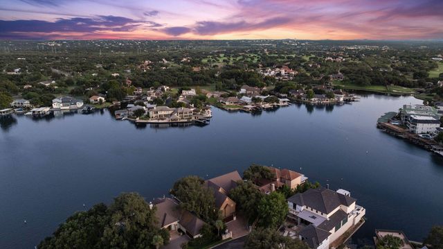 101 Matern CT, Horseshoe Bay, TX 78657