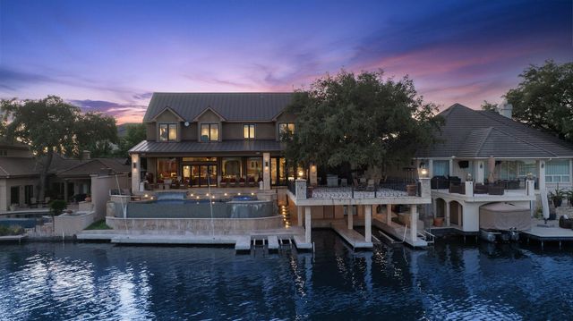 101 Matern CT, Horseshoe Bay, TX 78657