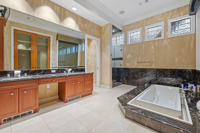 101 Matern CT, Horseshoe Bay, TX 78657
