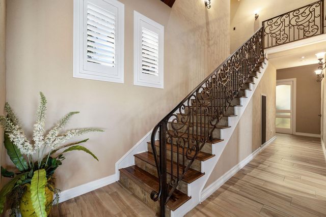 101 Matern CT, Horseshoe Bay, TX 78657