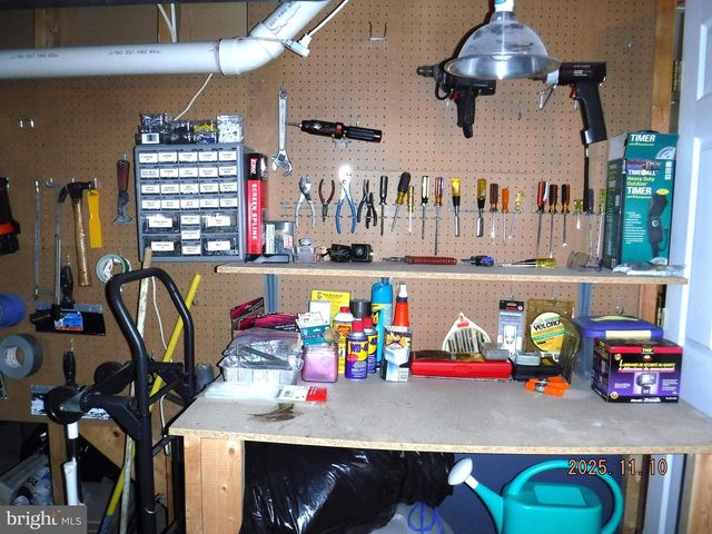 8918 WHITETAIL CT, Perry Hall, MD 21128