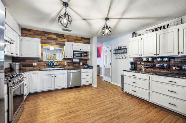 111 SW PRAIRIE STREET, Lake City, FL 32024