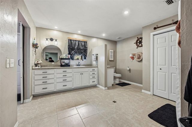 111 SW PRAIRIE STREET, Lake City, FL 32024