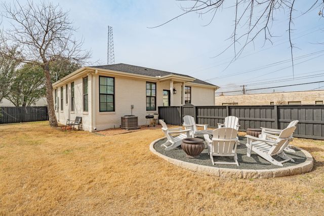 321 S Columbia Street, Stephenville, TX 76401