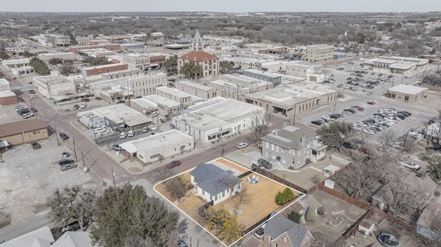 321 S Columbia Street, Stephenville, TX 76401