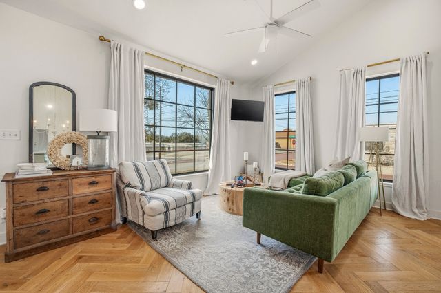 321 S Columbia Street, Stephenville, TX 76401