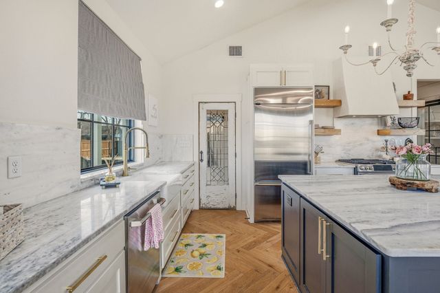 321 S Columbia Street, Stephenville, TX 76401