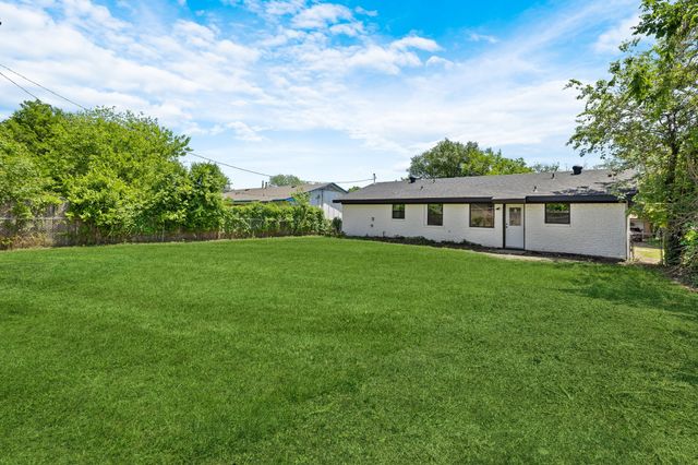 3323 Pacesetter Drive, Dallas, TX 75241