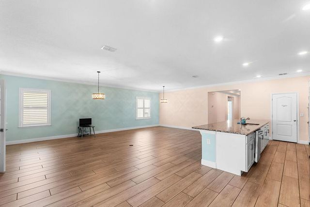 5285 NW South Delwood Drive, Port St. Lucie, FL 34986
