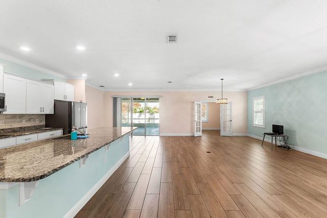5285 NW South Delwood Drive, Port St. Lucie, FL 34986