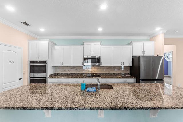 5285 NW South Delwood Drive, Port St. Lucie, FL 34986