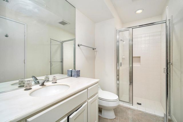 54940 Inverness Way, La Quinta, CA 92253