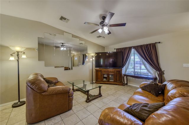 935 Glen Drive, Bullhead City, AZ 86442