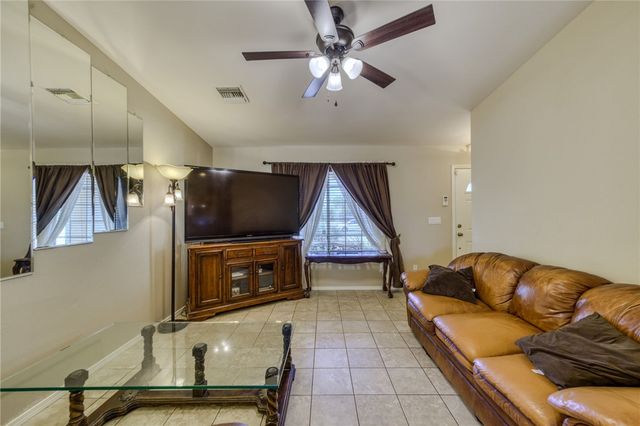 935 Glen Drive, Bullhead City, AZ 86442