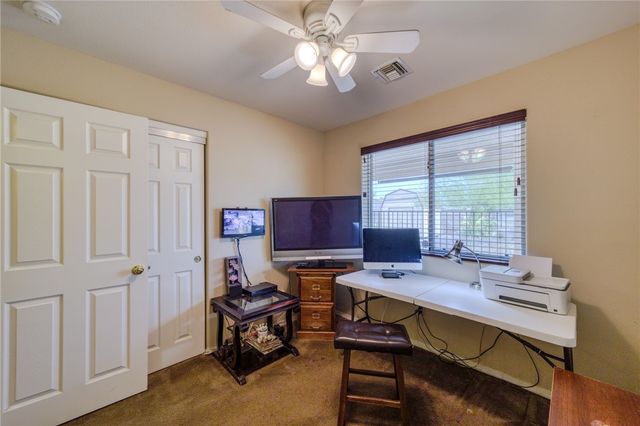 935 Glen Drive, Bullhead City, AZ 86442