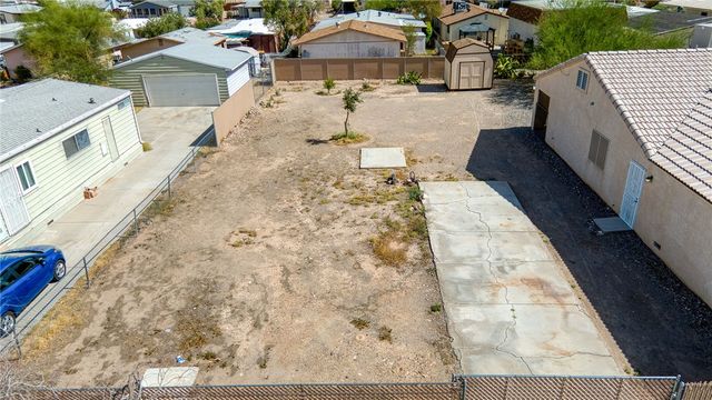 935 Glen Drive, Bullhead City, AZ 86442