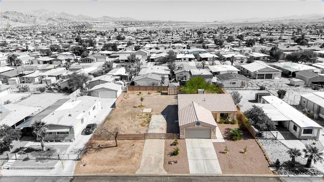 935 Glen Drive, Bullhead City, AZ 86442