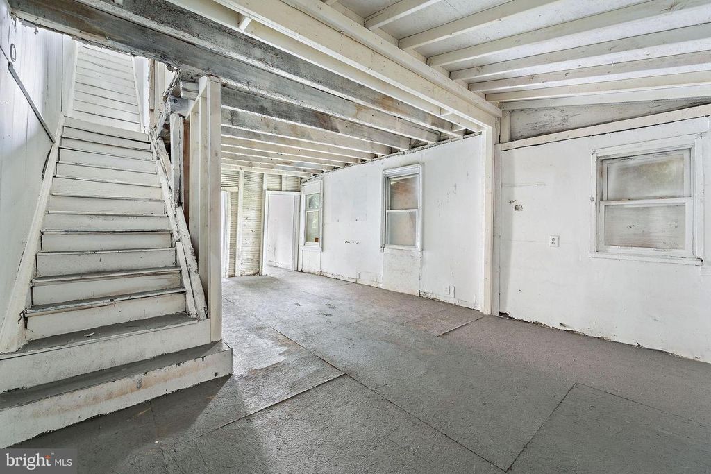 312 LINE ST, Camden, NJ 08103