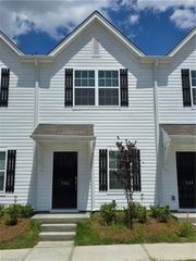 3164 Fall Hills Drive, Winston-salem, NC 27103