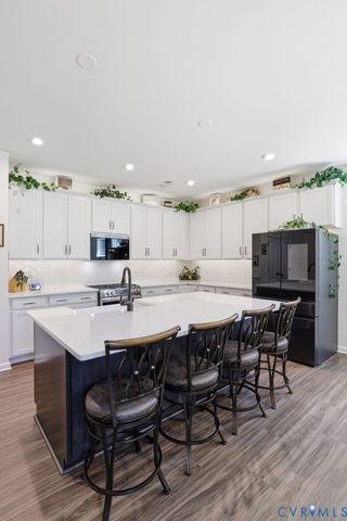 7712 Hawthorne Ave, Henrico, VA 23227