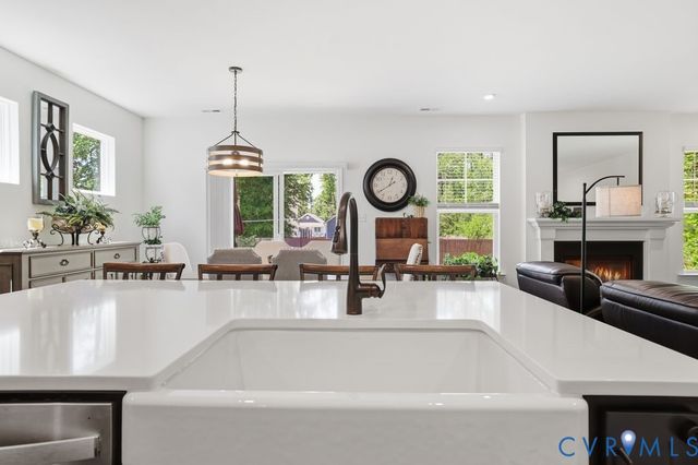 7712 Hawthorne Ave, Henrico, VA 23227