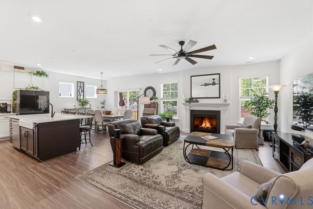 7712 Hawthorne Ave, Henrico, VA 23227