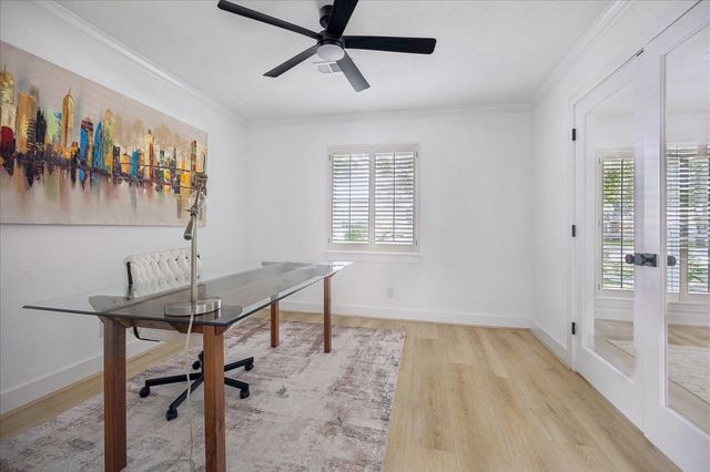 6027 Valkeith Drive, Houston, TX 77096