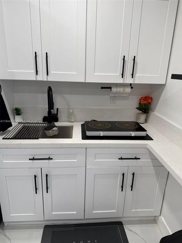 1130 NE 201st Ter B, Miami, FL 33179