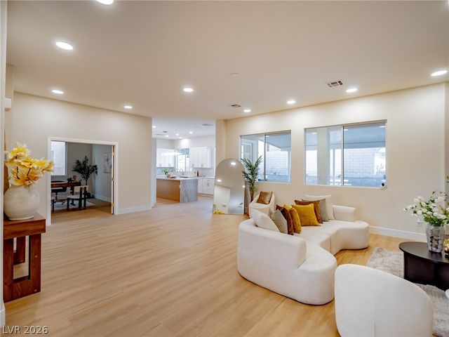 5387 South Conquistador Street, Las Vegas, NV 89148