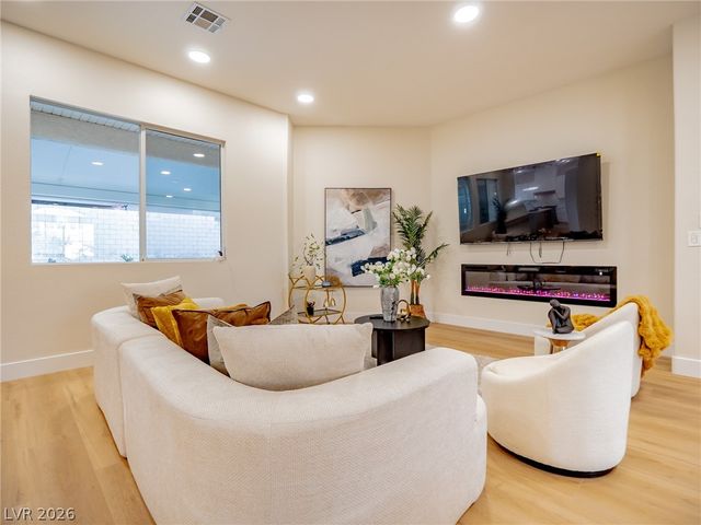 5387 South Conquistador Street, Las Vegas, NV 89148