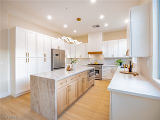 5387 South Conquistador Street, Las Vegas, NV 89148