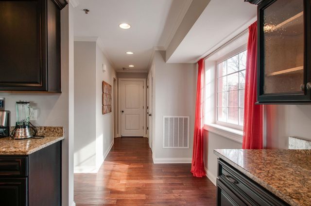 1413 Stratton Ave Apt 3, Nashville, TN 37206