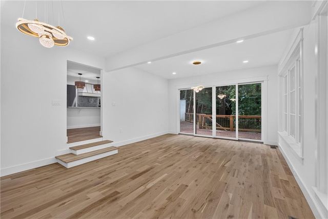 1153 Dawn View Lane NW, Atlanta, GA 30327