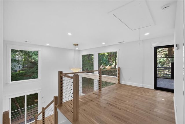 1153 Dawn View Lane NW, Atlanta, GA 30327