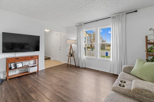 7397 Olympic Club Court, Pickerington, OH 43147