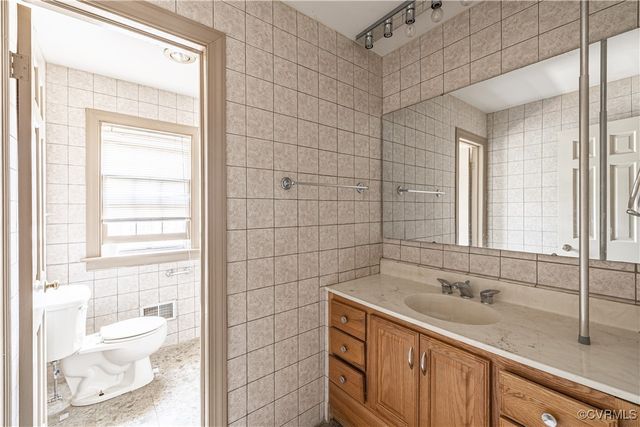 8109 Diane Ln, Richmond, VA 23227